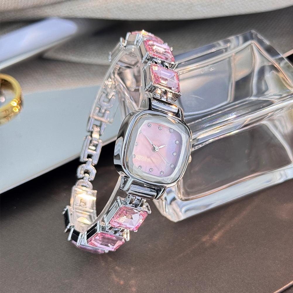 キラキラ輝くブレスレットウォッチ スクエアダイヤル レディー - Luxury Watch Lady のレビューと価格