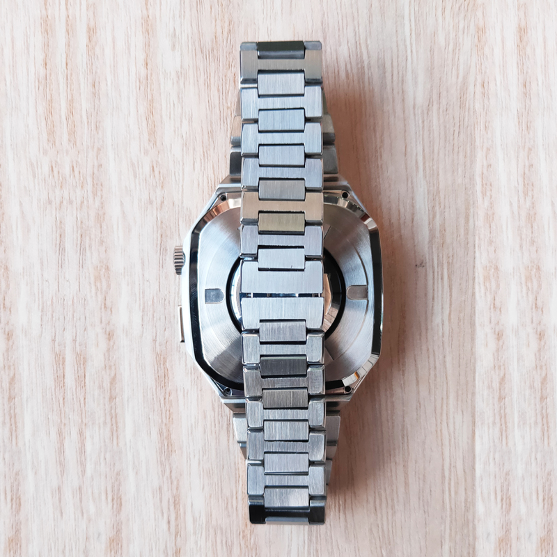 2026年版 Apple Watch Series 12/1 - Luxury Watch Apple のレビューと価格